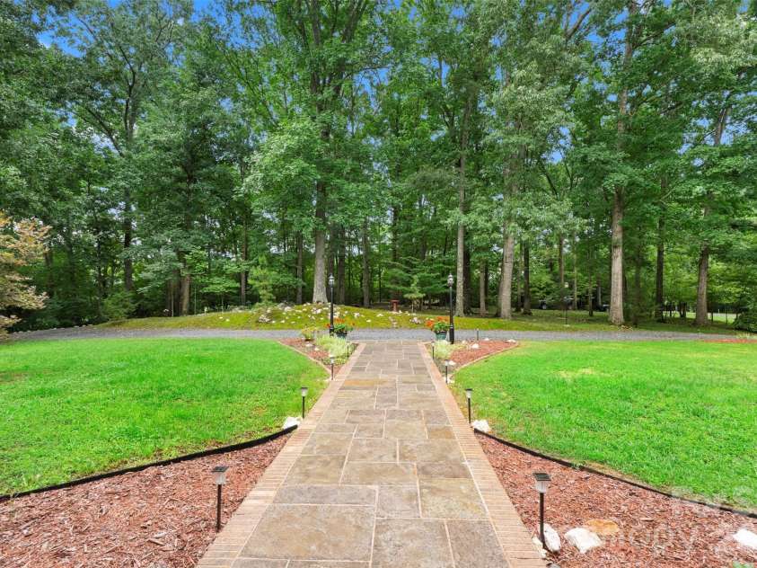 881 Handy Road, Denton, NC 27239.  MLS# CAR4403376, YatesRealty ID 36585. 