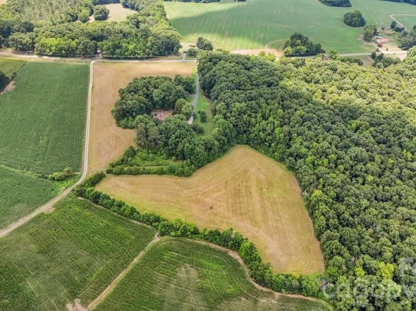 881 Handy Road, Denton, NC 27239.  MLS# CAR4403376, YatesRealty ID 36585. 