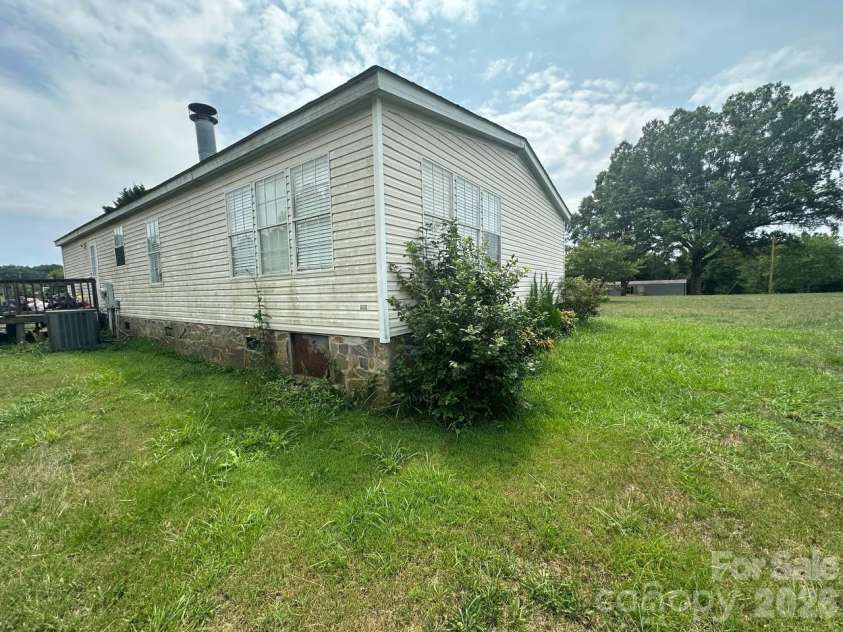 5100 Flay Road, Lincolnton, NC 28092.  MLS# CAR4402047, YatesRealty ID 36586. 