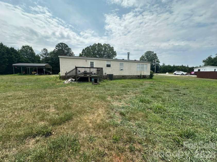 5100 Flay Road, Lincolnton, NC 28092.  MLS# CAR4402047, YatesRealty ID 36586. 