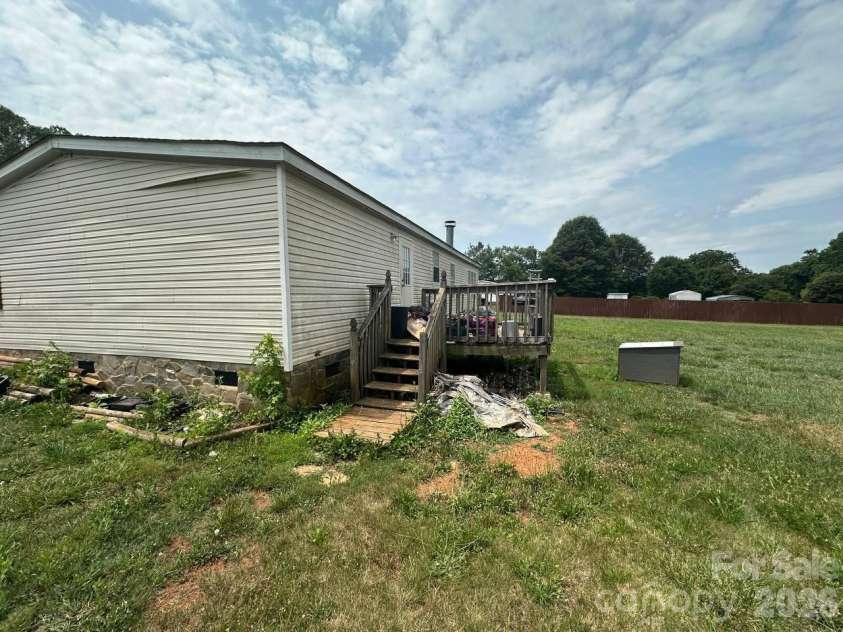 5100 Flay Road, Lincolnton, NC 28092.  MLS# CAR4402047, YatesRealty ID 36586. 