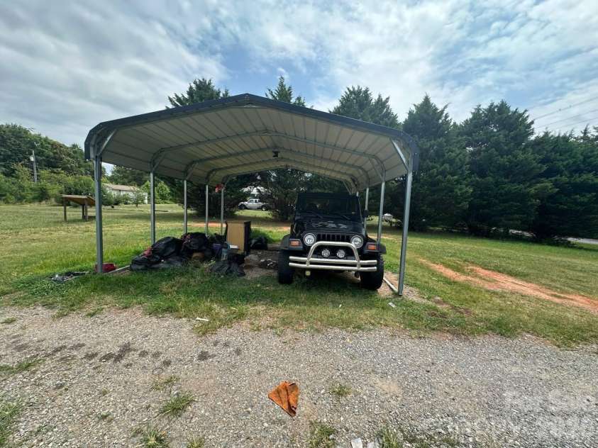 5100 Flay Road, Lincolnton, NC 28092.  MLS# CAR4402047, YatesRealty ID 36586. 