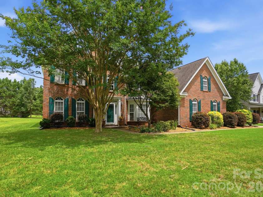 1111 Applegate Parkway, Waxhaw, NC 28173.  MLS# CAR4402685, YatesRealty ID 36587. 