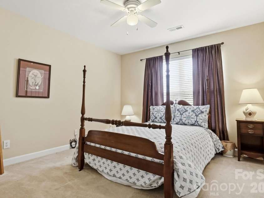1111 Applegate Parkway, Waxhaw, NC 28173.  MLS# CAR4402685, YatesRealty ID 36587. 