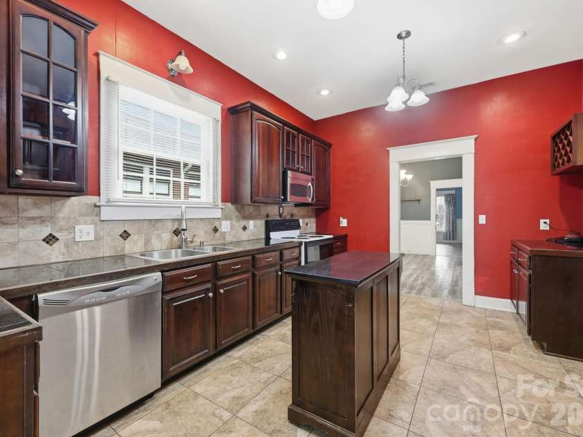117 Wiley Avenue, Salisbury, NC 28144.  MLS# CAR4402856, YatesRealty ID 36588. 
