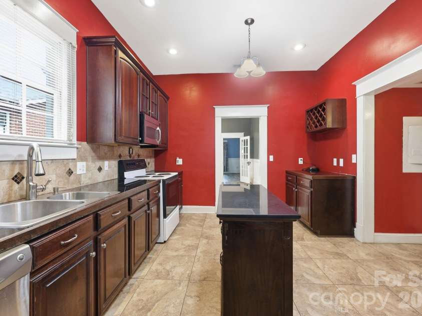117 Wiley Avenue, Salisbury, NC 28144.  MLS# CAR4402856, YatesRealty ID 36588. 
