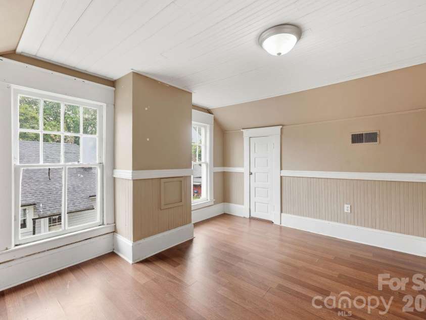 117 Wiley Avenue, Salisbury, NC 28144.  MLS# CAR4402856, YatesRealty ID 36588. 