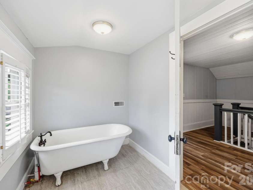 117 Wiley Avenue, Salisbury, NC 28144.  MLS# CAR4402856, YatesRealty ID 36588. 