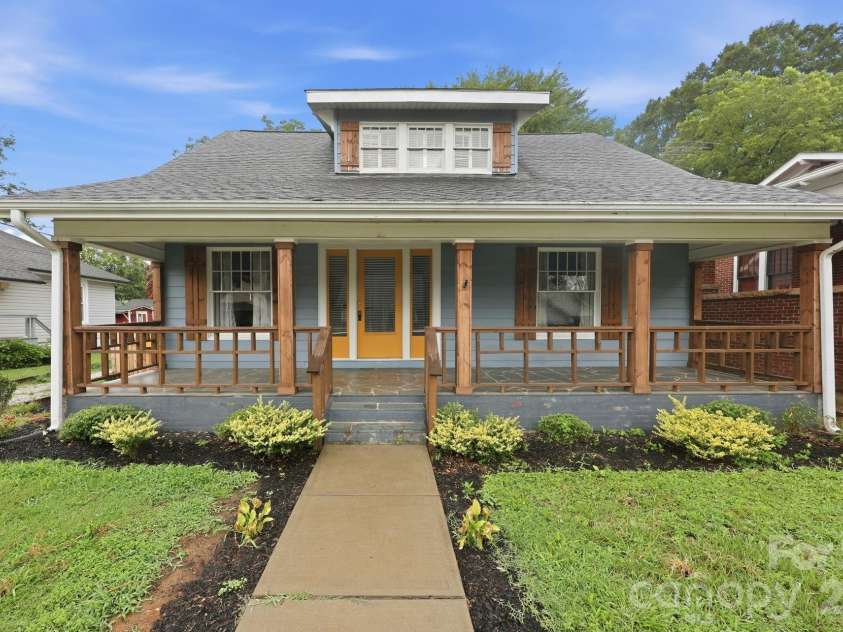117 Wiley Avenue, Salisbury, NC 28144.  MLS# CAR4402856, YatesRealty ID 36588. 