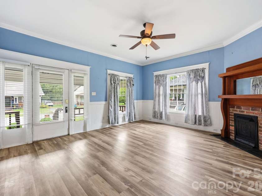 117 Wiley Avenue, Salisbury, NC 28144.  MLS# CAR4402856, YatesRealty ID 36588. 