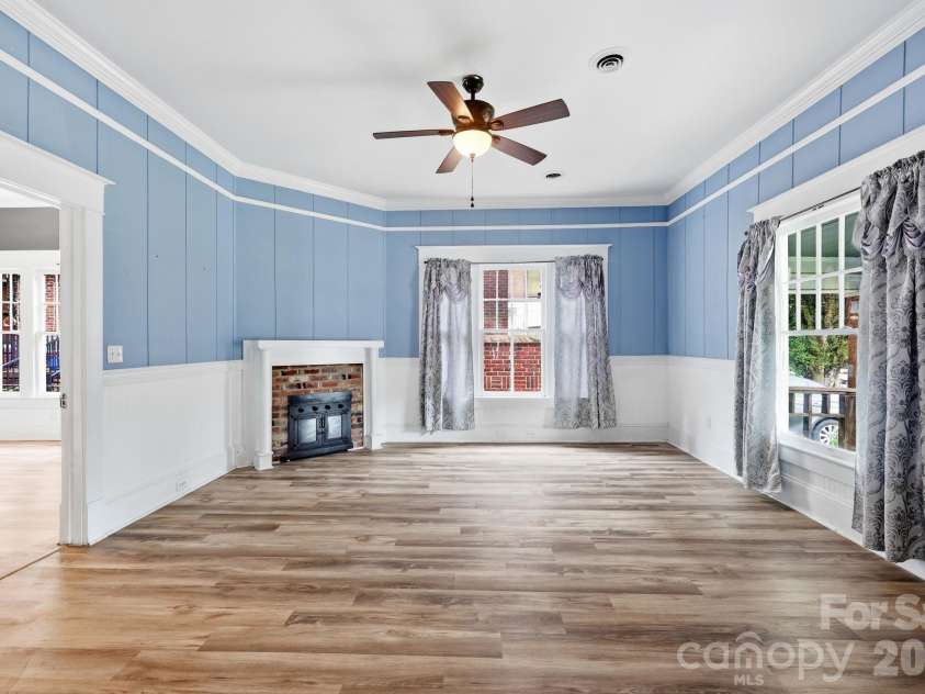 117 Wiley Avenue, Salisbury, NC 28144.  MLS# CAR4402856, YatesRealty ID 36588. 