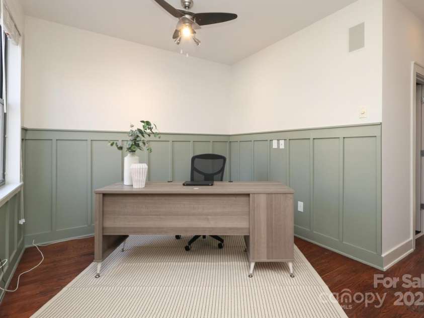 530 Mcdowell Street, Charlotte, NC 28204.  MLS# CAR4226196, YatesRealty ID 3659. 