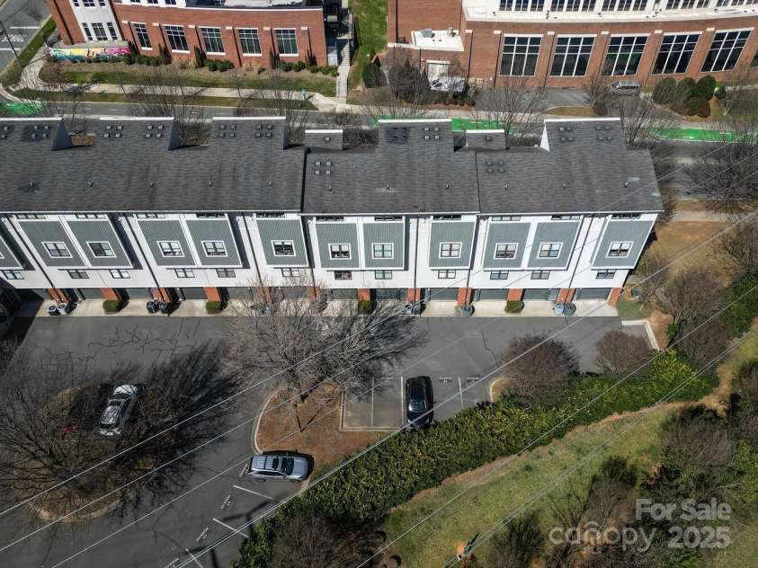 530 Mcdowell Street, Charlotte, NC 28204.  MLS# CAR4226196, YatesRealty ID 3659. 