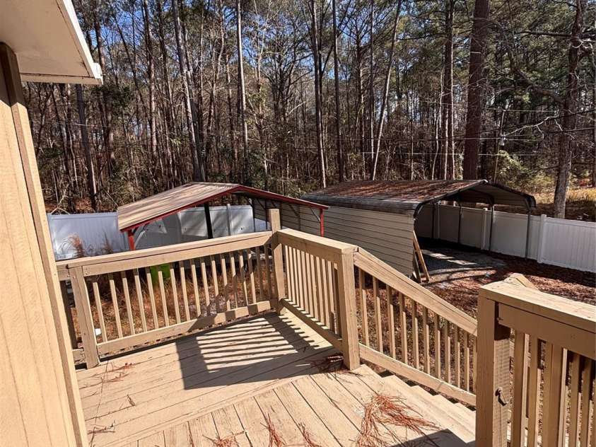 709 Meadowlake Drive, Columbia, SC 29203.  MLS# CAR4342756, YatesRealty ID 3659. 