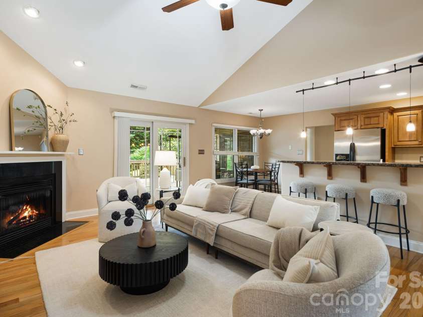 3 Bombay Court, Candler, NC 28715.  MLS# CAR4394781, YatesRealty ID 36592. 