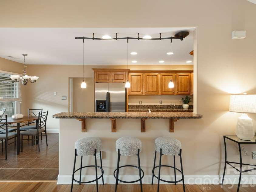 3 Bombay Court, Candler, NC 28715.  MLS# CAR4394781, YatesRealty ID 36592. 