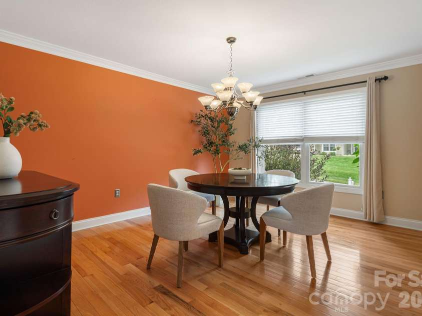 3 Bombay Court, Candler, NC 28715.  MLS# CAR4394781, YatesRealty ID 36592. 