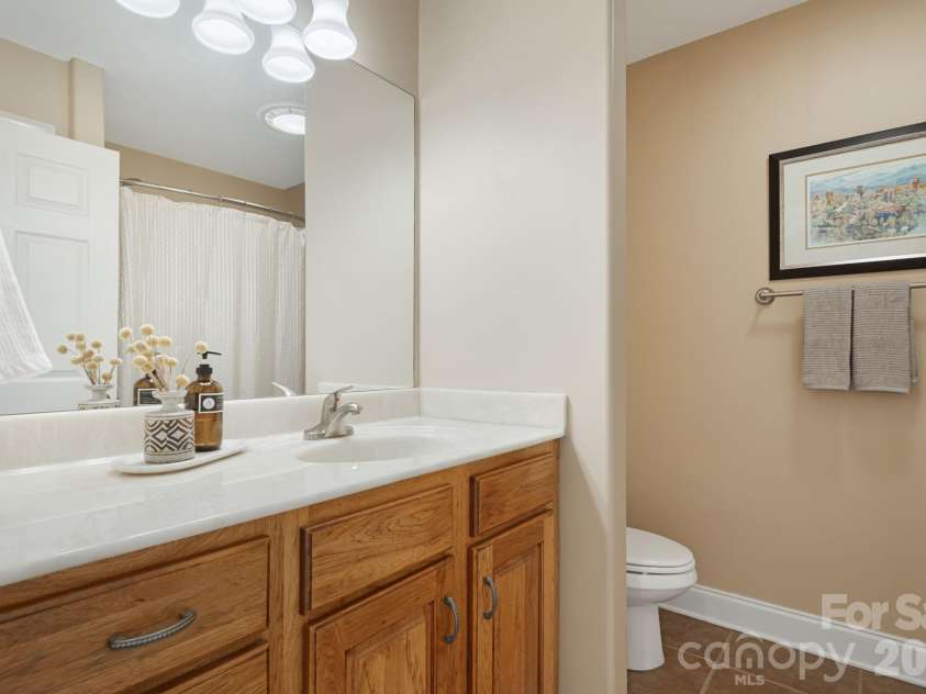 3 Bombay Court, Candler, NC 28715.  MLS# CAR4394781, YatesRealty ID 36592. 