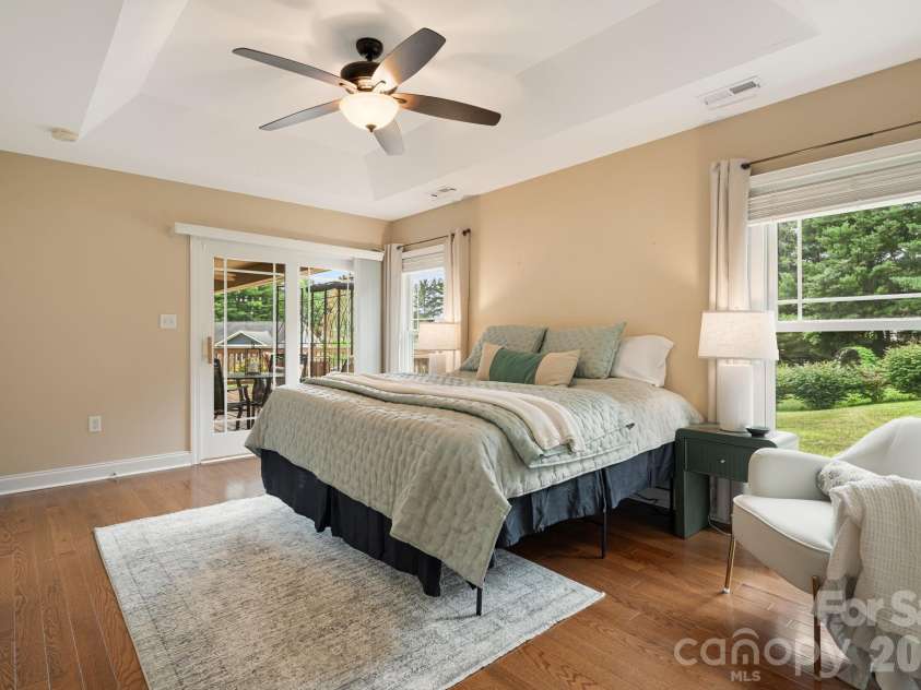 3 Bombay Court, Candler, NC 28715.  MLS# CAR4394781, YatesRealty ID 36592. 