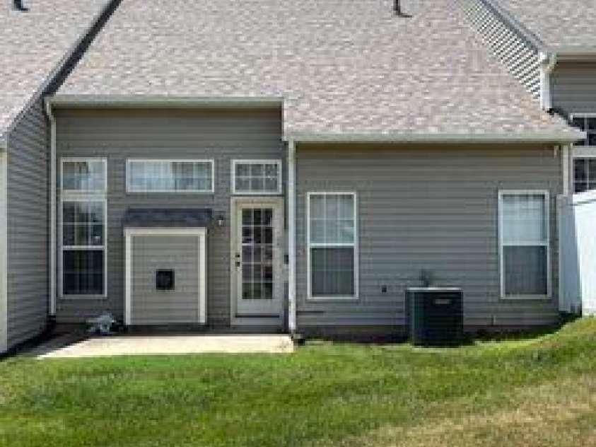 121 Kallie Loop, Mooresville, NC 28117.  MLS# CAR4400863, YatesRealty ID 36593. 