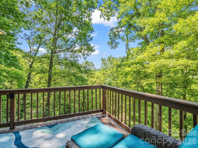 20 Kimberly Road, Black Mountain, NC 28711.  MLS# CAR4400937, YatesRealty ID 36599. 