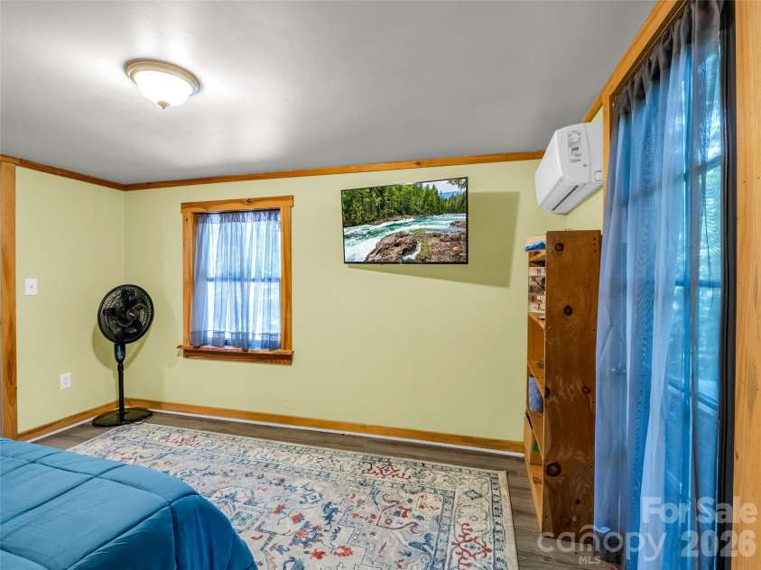 20 Kimberly Road, Black Mountain, NC 28711.  MLS# CAR4400937, YatesRealty ID 36599. 
