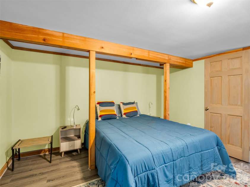 20 Kimberly Road, Black Mountain, NC 28711.  MLS# CAR4400937, YatesRealty ID 36599. 