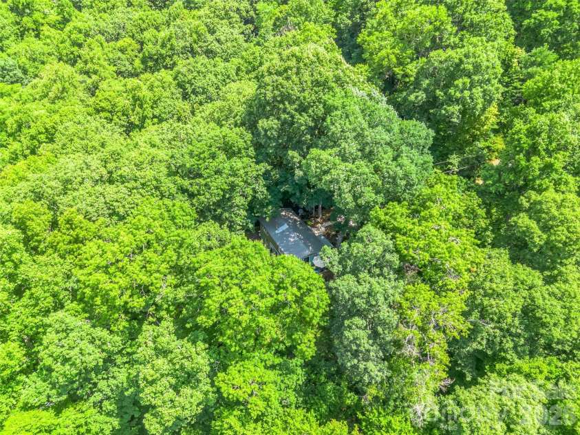 20 Kimberly Road, Black Mountain, NC 28711.  MLS# CAR4400937, YatesRealty ID 36599. 