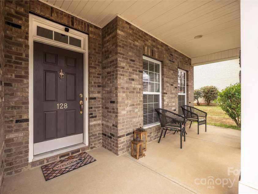 128 Lacona Trace, Mooresville, NC 28115.  MLS# CAR4222843, YatesRealty ID 3660. 