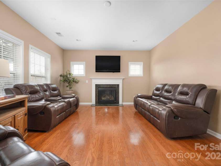 128 Lacona Trace, Mooresville, NC 28115.  MLS# CAR4222843, YatesRealty ID 3660. 