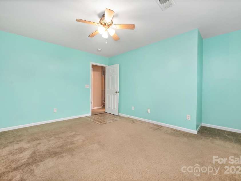 128 Lacona Trace, Mooresville, NC 28115.  MLS# CAR4222843, YatesRealty ID 3660. 
