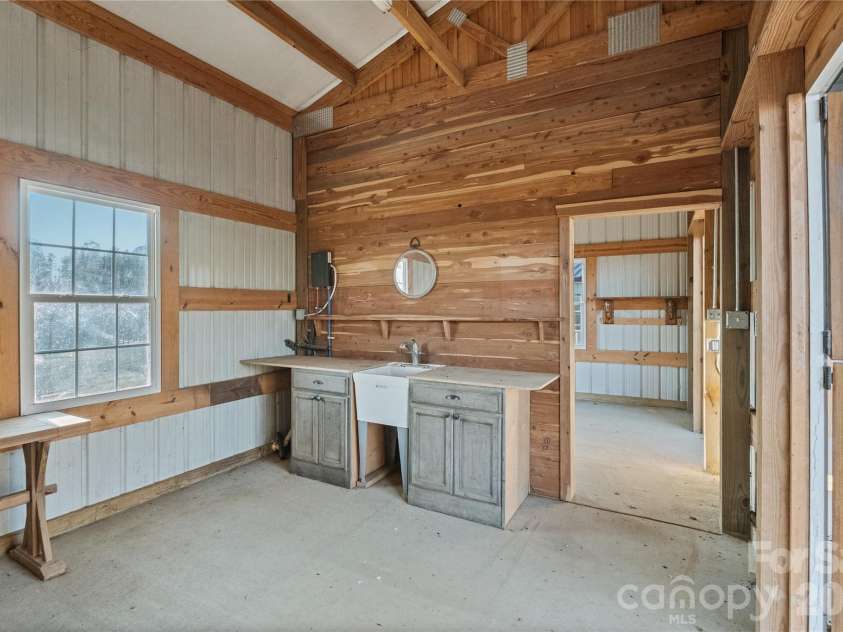 1780 Sierra Road, York, SC 29745.  MLS# CAR4335918, YatesRealty ID 3660. Feed room