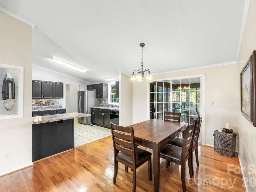 320 Huffstetler Lake Road, Dallas, NC 28034.  MLS# CAR4383842, YatesRealty ID 36603. 