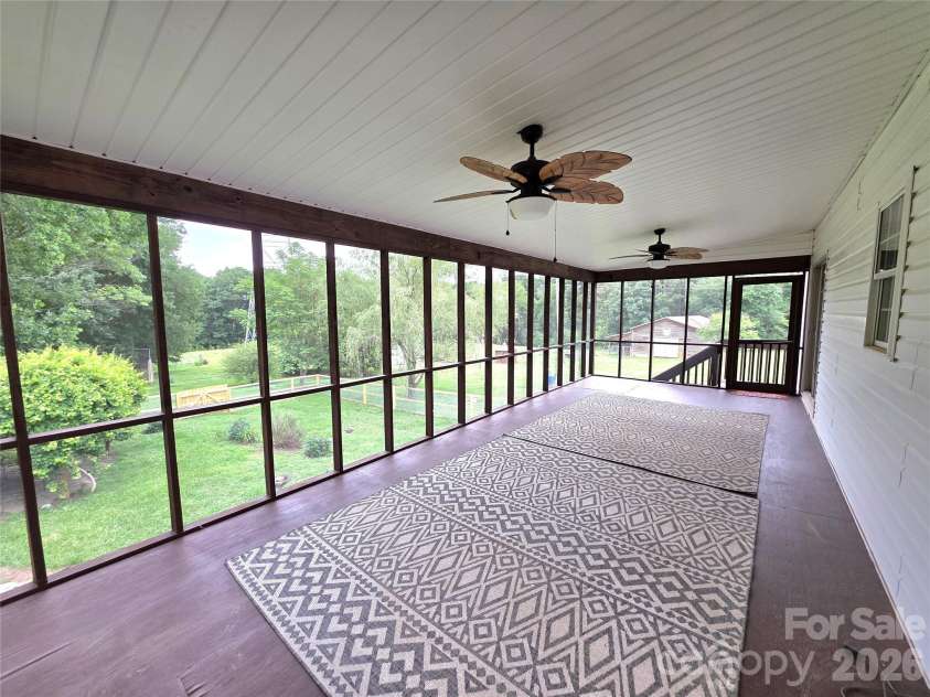 320 Huffstetler Lake Road, Dallas, NC 28034.  MLS# CAR4383842, YatesRealty ID 36603. 