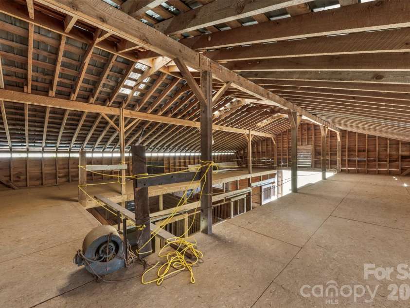320 Huffstetler Lake Road, Dallas, NC 28034.  MLS# CAR4383842, YatesRealty ID 36603. Clean barn