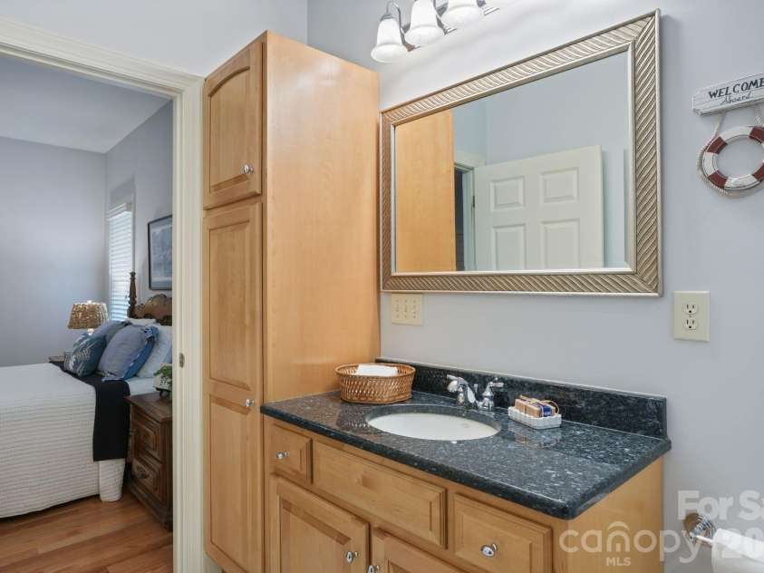 4325 Artesian Cove Court, Denver, NC 28037.  MLS# CAR4399170, YatesRealty ID 36604. 