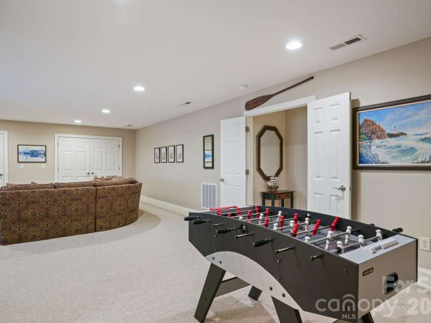 4325 Artesian Cove Court, Denver, NC 28037.  MLS# CAR4399170, YatesRealty ID 36604. 