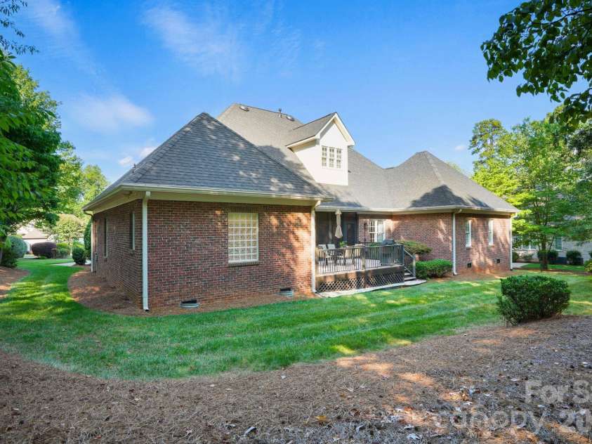 4325 Artesian Cove Court, Denver, NC 28037.  MLS# CAR4399170, YatesRealty ID 36604. 
