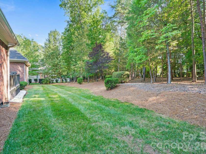 4325 Artesian Cove Court, Denver, NC 28037.  MLS# CAR4399170, YatesRealty ID 36604. 