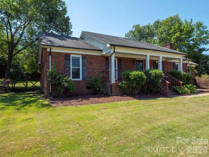 3117 Karen Lane, Monroe, NC 28110.  MLS# CAR4402796, YatesRealty ID 36608. 