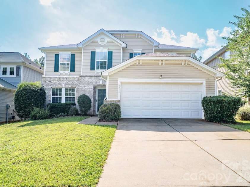9411 Seamill Road, Charlotte, NC 28278.  MLS# CAR4399402, YatesRealty ID 36609. Front