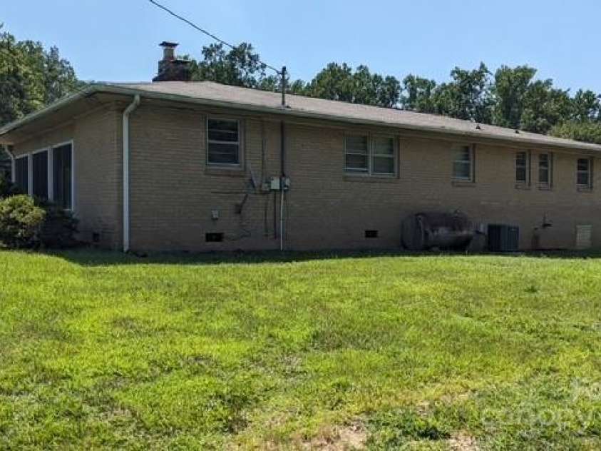 188 Debby Lane, Rutherfordton, NC 28139.  MLS# CAR4277091, YatesRealty ID 3661. 