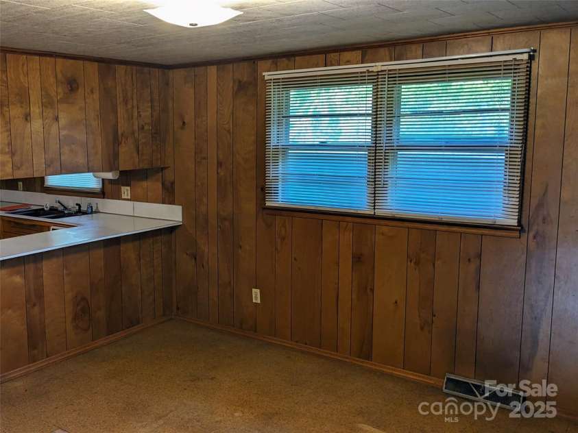 188 Debby Lane, Rutherfordton, NC 28139.  MLS# CAR4277091, YatesRealty ID 3661. 