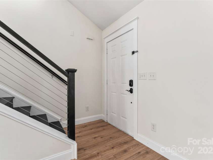 4053 Crestview Drive, Rock Hill, SC 29732.  MLS# CAR4223876, YatesRealty ID 3661. 