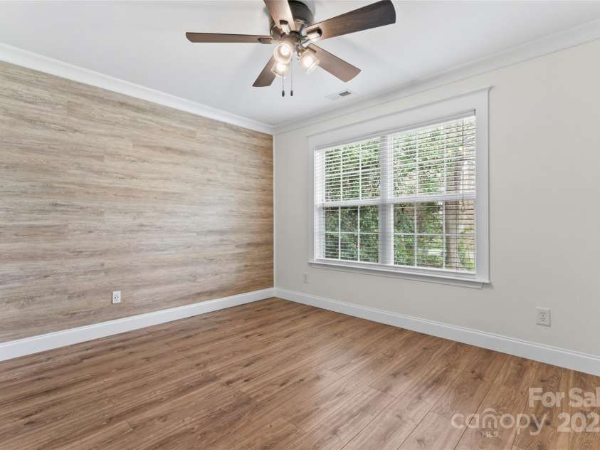 4053 Crestview Drive, Rock Hill, SC 29732.  MLS# CAR4223876, YatesRealty ID 3661. 