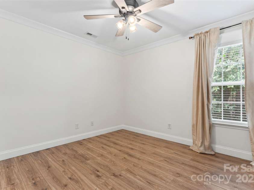 4053 Crestview Drive, Rock Hill, SC 29732.  MLS# CAR4223876, YatesRealty ID 3661. 