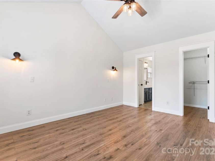 4053 Crestview Drive, Rock Hill, SC 29732.  MLS# CAR4223876, YatesRealty ID 3661. 