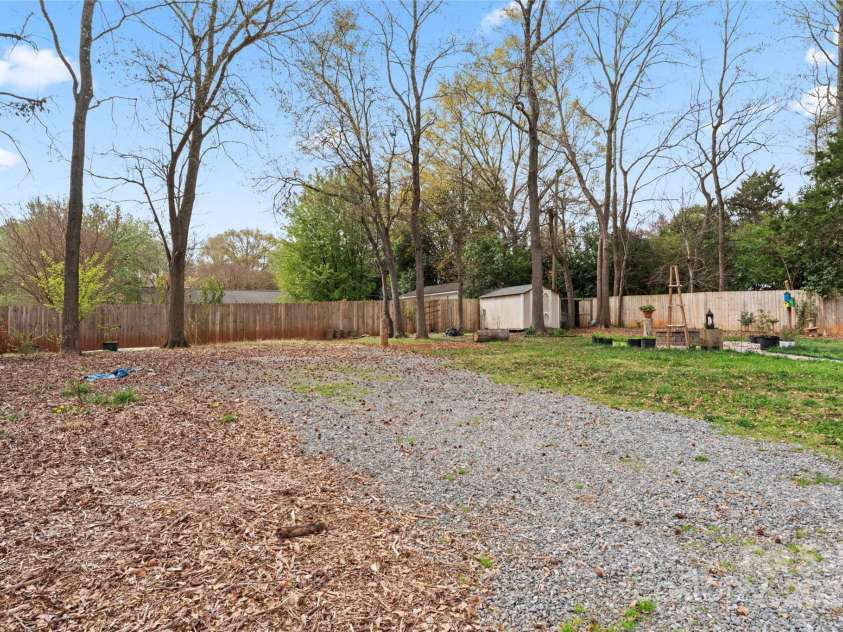 4053 Crestview Drive, Rock Hill, SC 29732.  MLS# CAR4223876, YatesRealty ID 3661. 