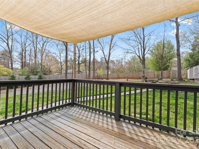 4053 Crestview Drive, Rock Hill, SC 29732.  MLS# CAR4223876, YatesRealty ID 3661. Backyard