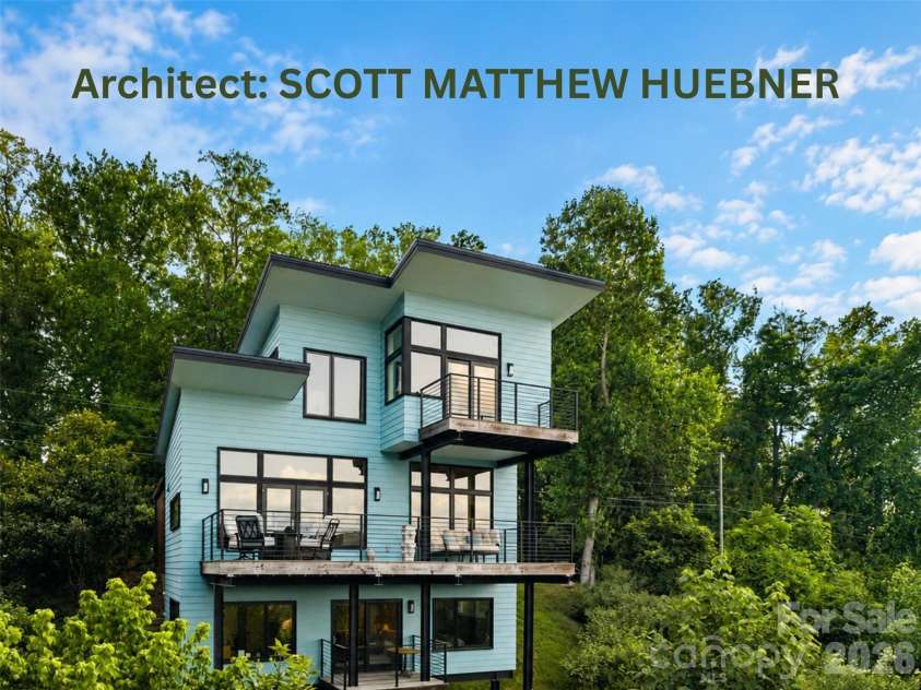 220 Riverview Drive, Asheville, NC 28806.  MLS# CAR4398289, YatesRealty ID 36611. Architect - Scott Huebner
